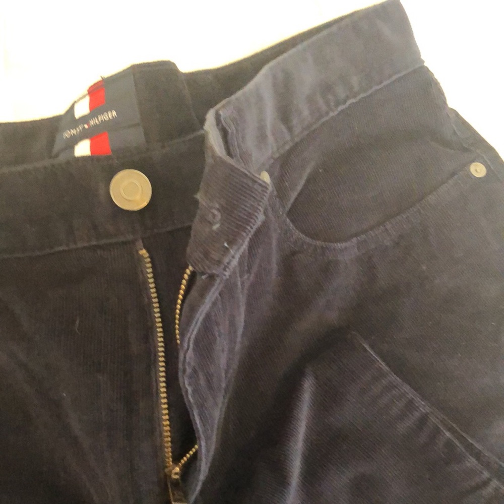 Tommy-Hilfiger - Picture 8 of 9